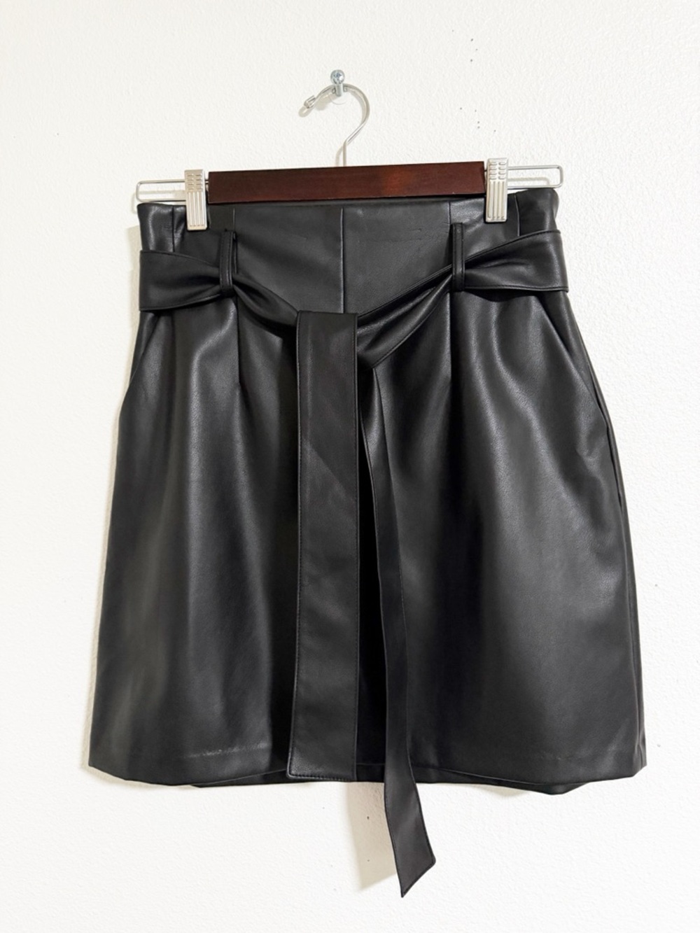 Banana Republic High Waisted Belted Faux Leather Mini Skirt
